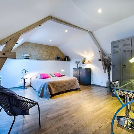 Casa vacanze Le Domaine Du Douet Du Houle, Piscine & Spa, 2-19p Courcy (Manche)