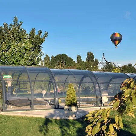 Le Domaine Du Douet Du Houle, Piscine & Spa, 2-19p Courcy (Manche)