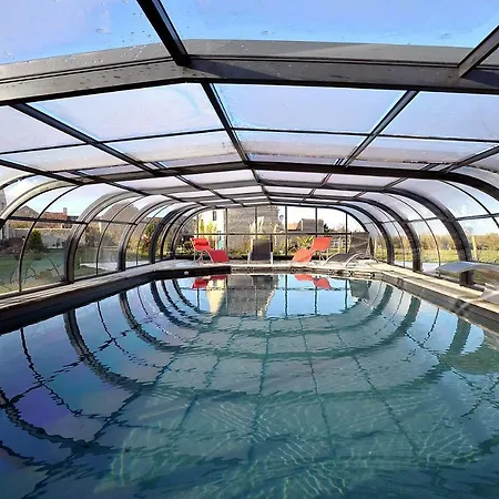 Le Domaine Du Douet Du Houle, Piscine & Spa, 2-19p Courcy (Manche)
