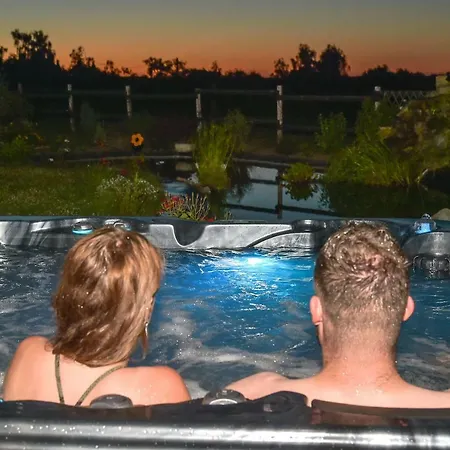 Le Domaine Du Douet Du Houle - Piscine Chauffee & - Calme - Confort Courcy (Manche)