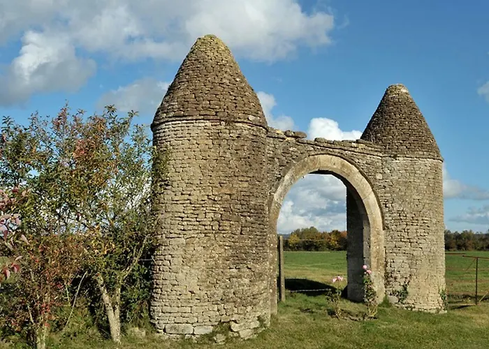 Holiday home Le Domaine Du Douet Du Houle - Piscine Chauffee & - Calme - Confort Courcy (Manche)
