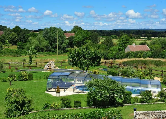 Le Domaine Du Douet Du Houle - Piscine Chauffee & - Calme - Confort